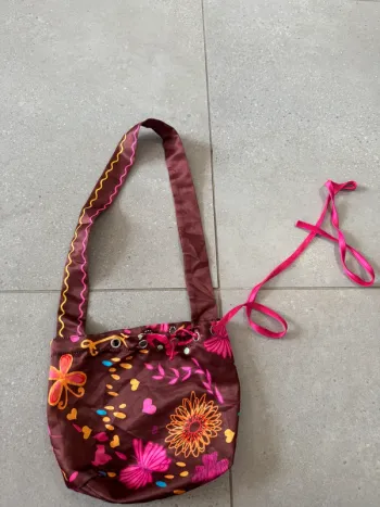 Petit sac porté épaule multicolore