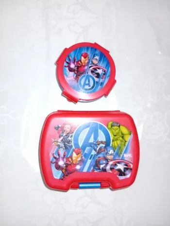 Lot boite Marvel