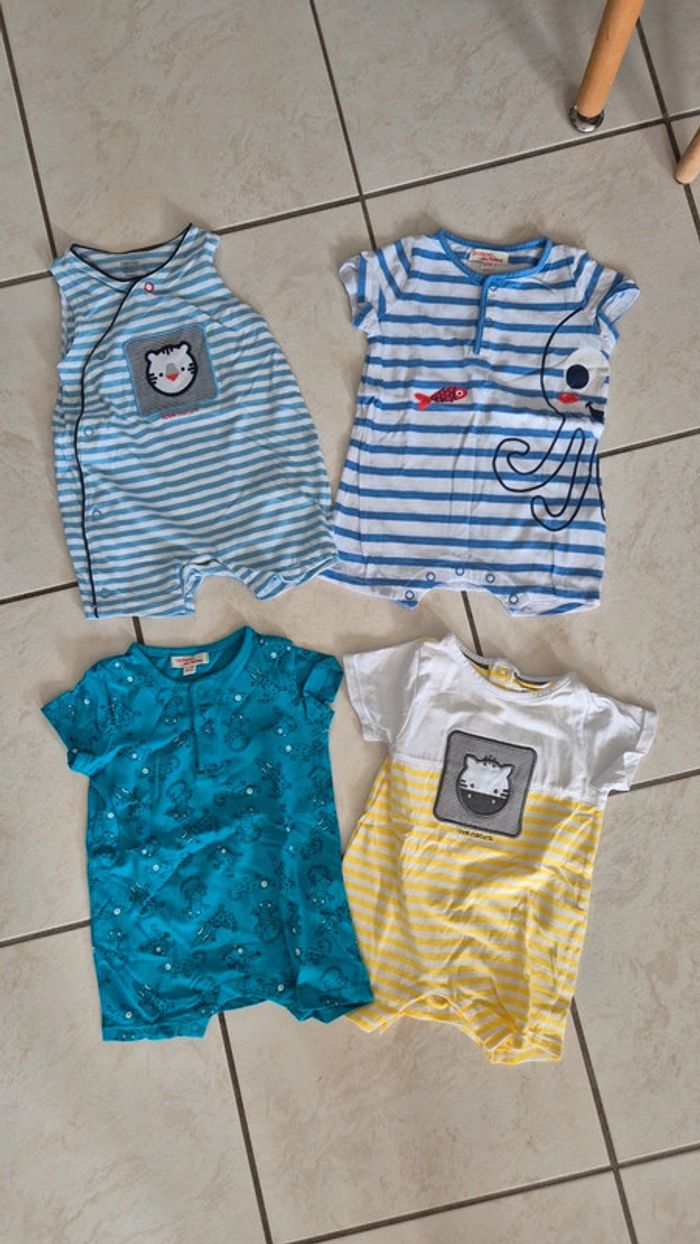 Lot de vêtements taille 6 mois - photo numéro 2