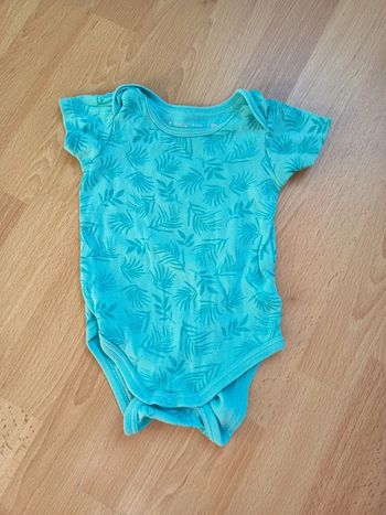 Body manches courtes 9 mois