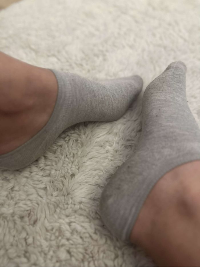 Chaussettes grises - photo numéro 2