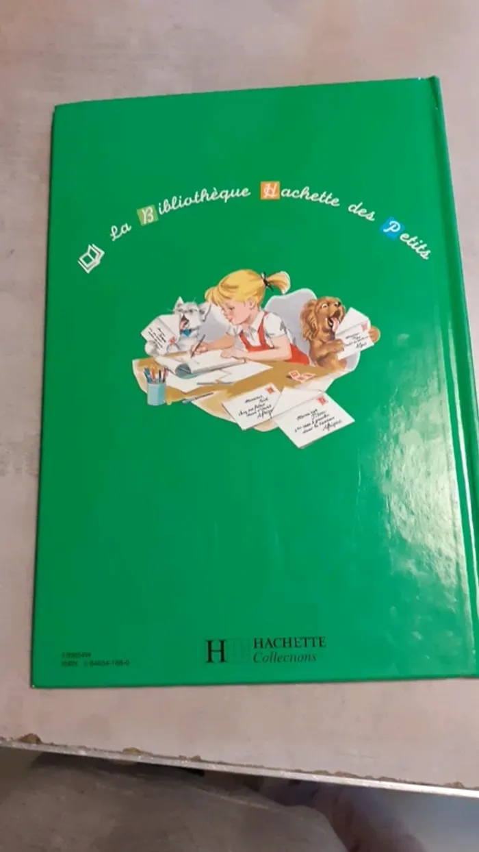 Livre "Caroline" - photo numéro 2