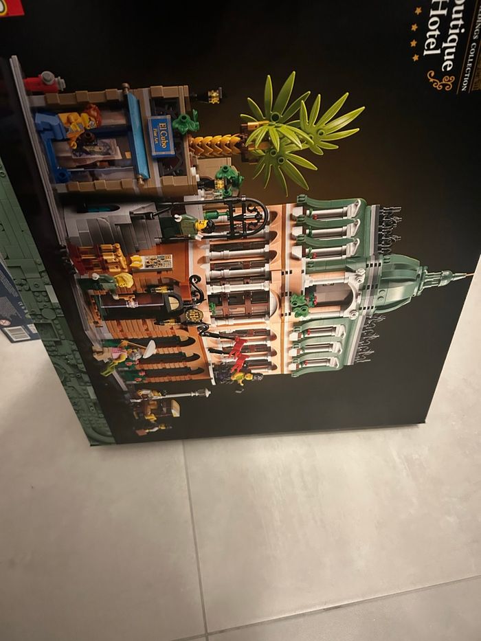 LEGO 10297 L’hôtel-Boutique - photo numéro 2