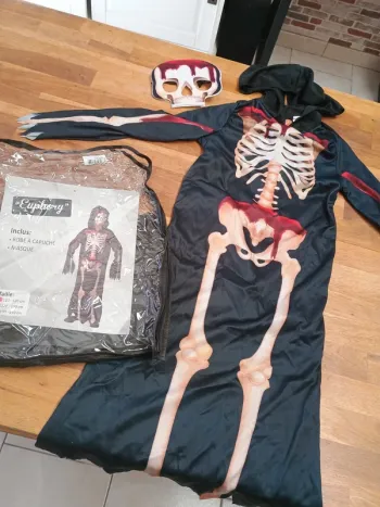 Déguisement halloween squelette sanglant