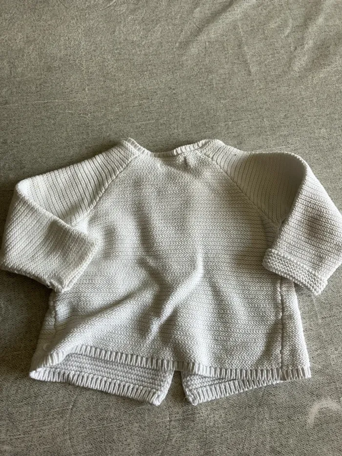 Petit gilet blanc chic – 6 mois – Obaïbi - photo numéro 6