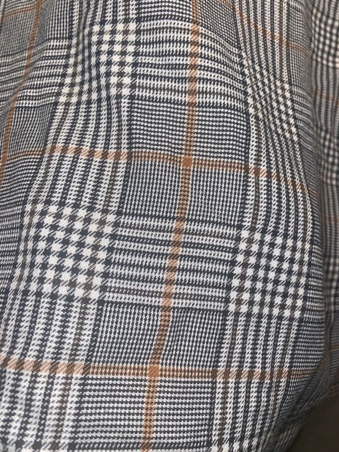 Sur chemise - photo numéro 4
