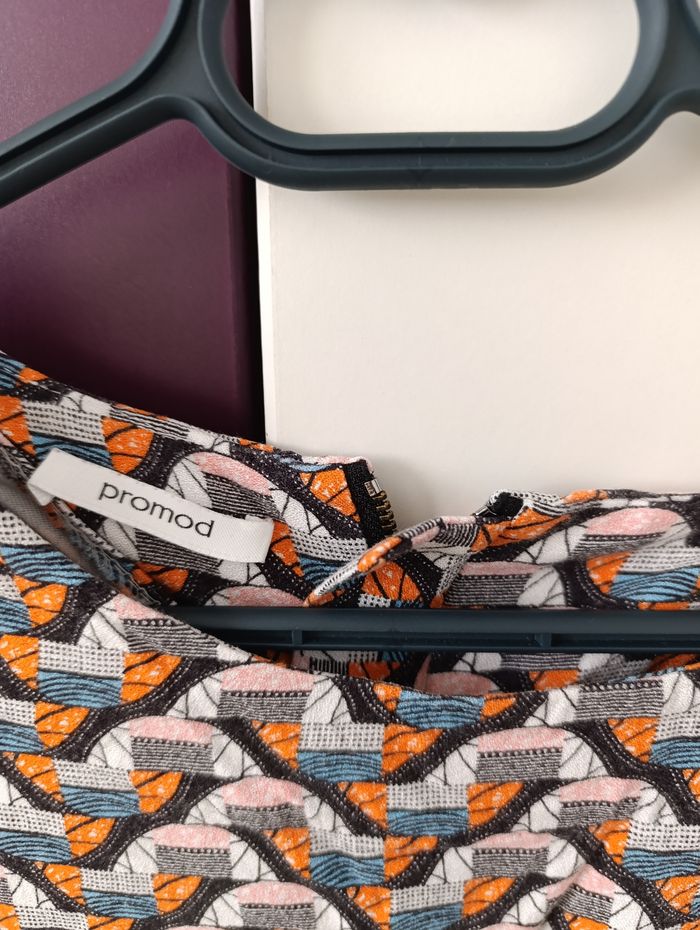 Haut très bon état - photo numéro 2