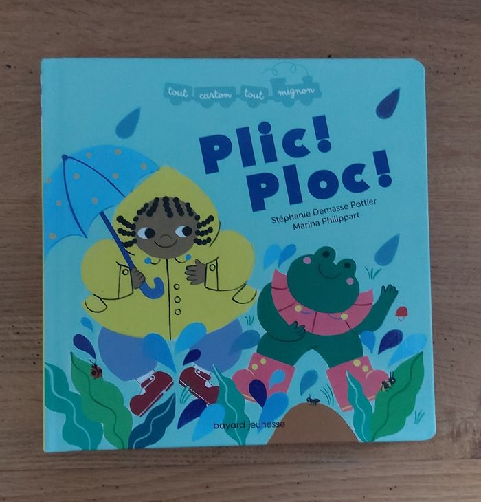 Plic Ploc ! Chouette il pleut allons patauger gaiement !
