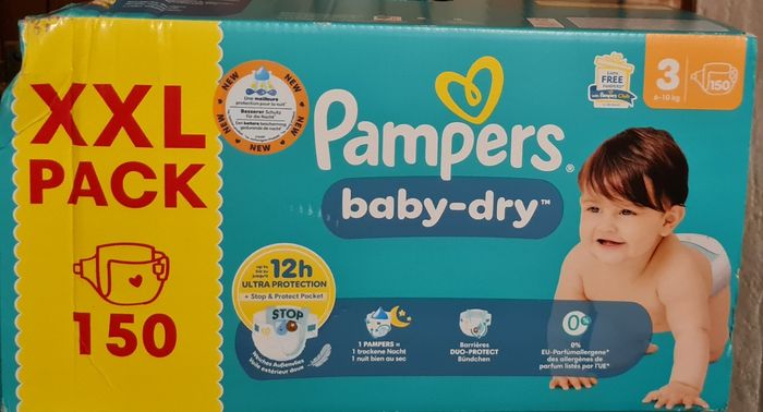 Couches pampers taille 3