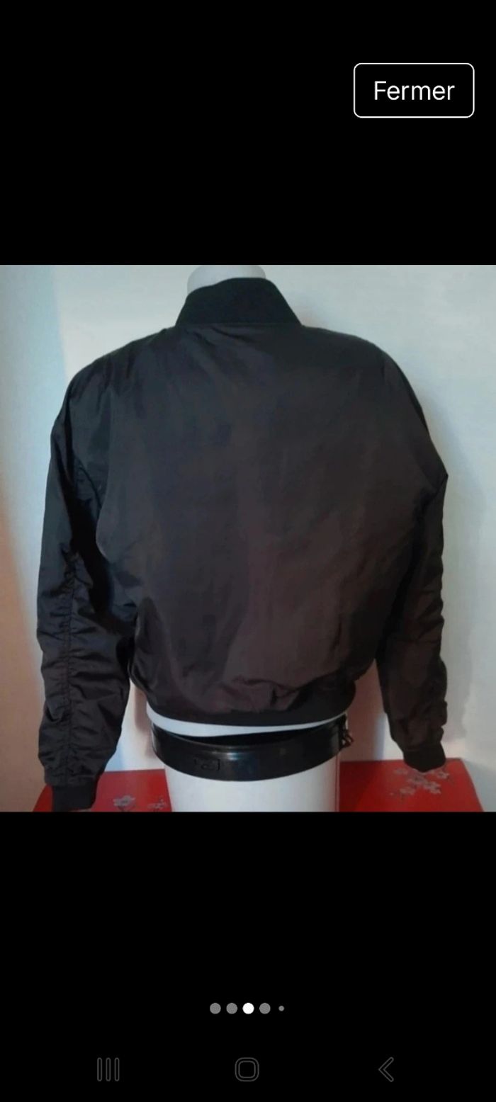 Blouson court et cintré bombers de chez Mango - photo numéro 3