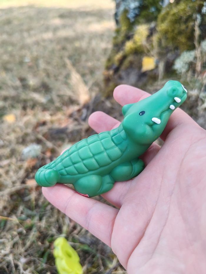 Couple de crocodiles little people - photo numéro 4