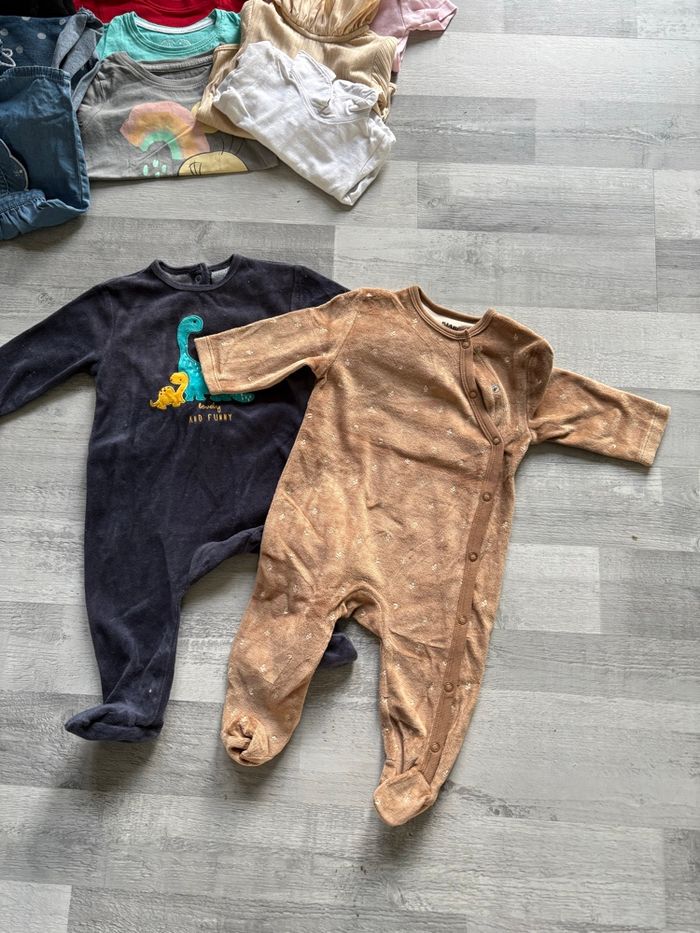 Lot bébé fille 9/12 mois - photo numéro 7