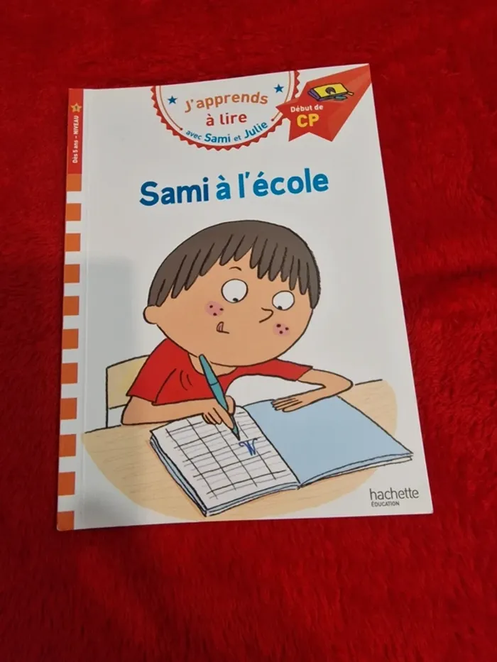 Livre j'apprends à lire sami à l'école