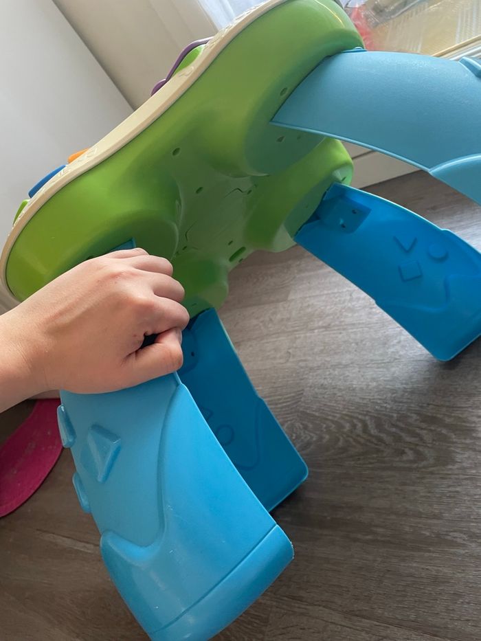 Table de jeux bébé - photo numéro 2