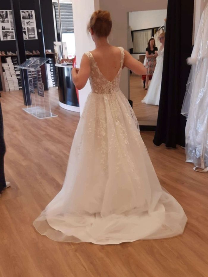 Robe de mariée + jupon - photo numéro 8