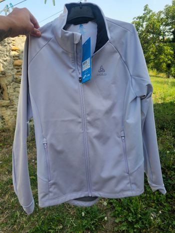 Veste sport femme 36/38 taille S ( neuf ) ski