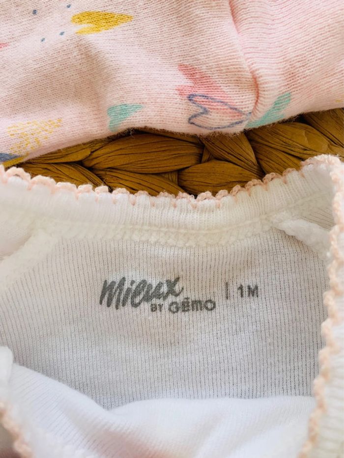 Lot de 2 bodies - photo numéro 2