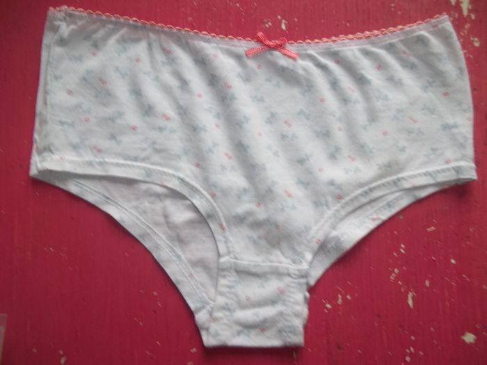 Lot 3 shorties La Redoute 138/150 cm - photo numéro 4