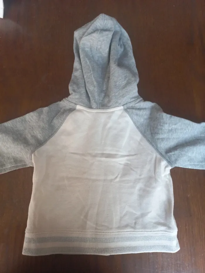 Veste zippée à capuche GAP 12mois 74cm - photo numéro 2