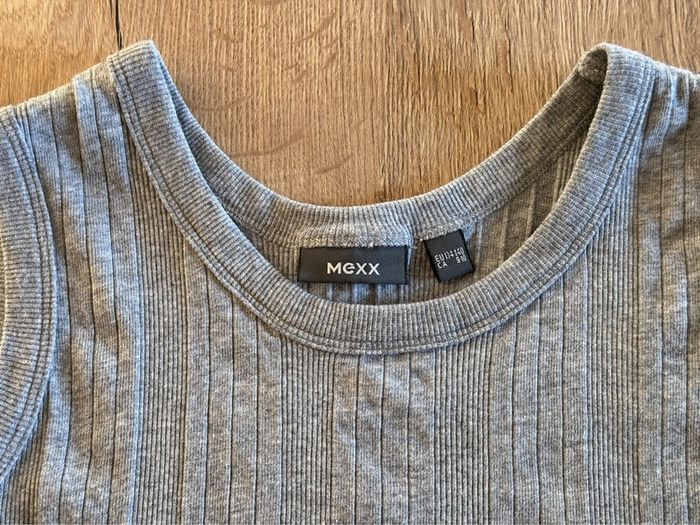 Débardeur mexx taille 9-10 ans neuf sans étiquette - photo numéro 4