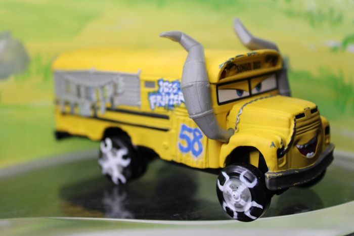 Disney Pixar cars Miss Fritter - photo numéro 7