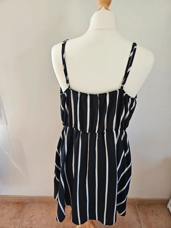 Robe taille XL - photo numéro 2
