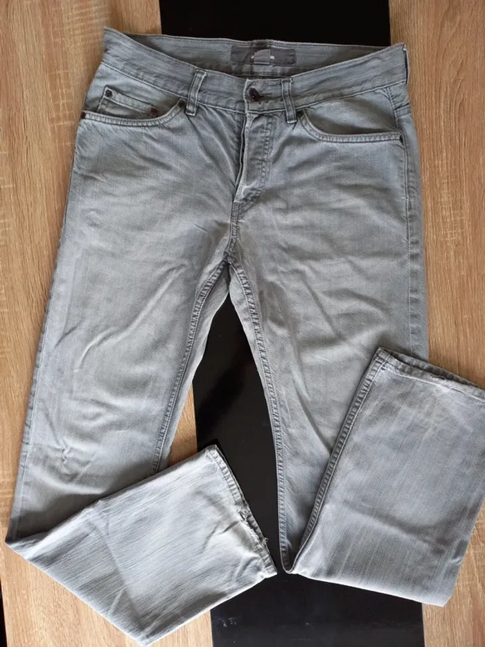 Jean's homme gris clair H&M T.40 - photo numéro 2