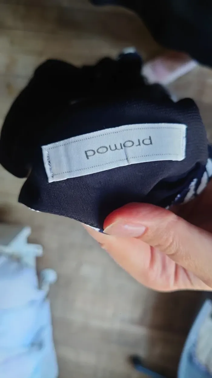 Robe fleurie Promod T34 fluide noire et blanc - photo numéro 7