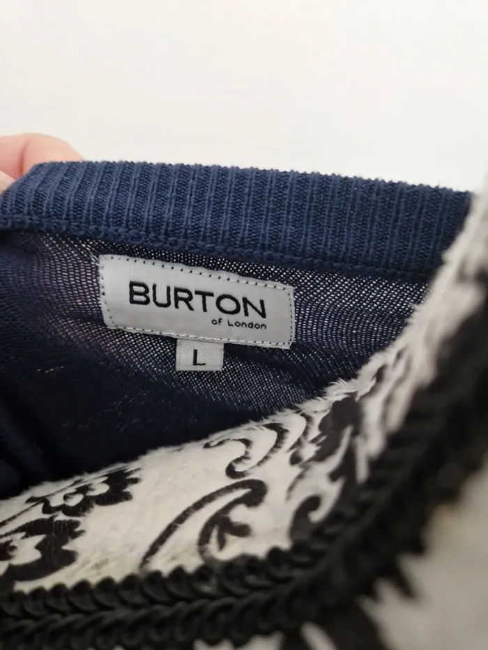 Pull Burton taille L - photo numéro 3