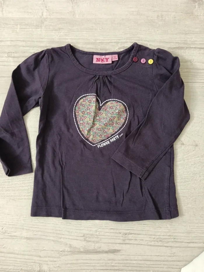 Lot de 4 Tshirt manches longues 3 ans - photo numéro 3