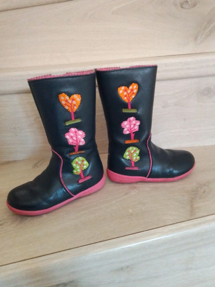 Bottes en cuir Agatha Ruiz de la Prada 23 - photo numéro 2