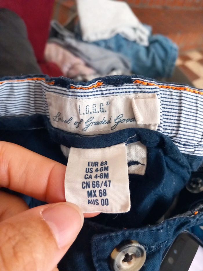 Pantalon bleu marine bébé – H&M – 4-6 mois - photo numéro 2