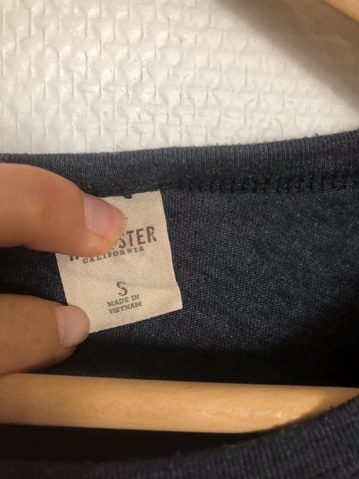 Lot 2 tshirts fins hollister taille S - photo numéro 2
