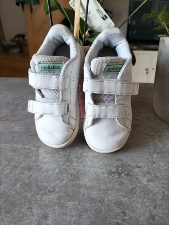 Baskets taille 23 Adidas