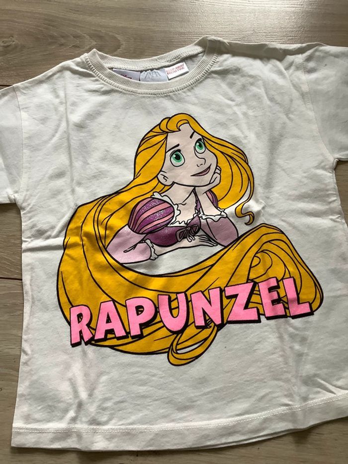 Tshirt Zara Disney princess raiponce rapunzel 4 ans - photo numéro 2