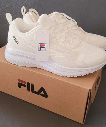 Basket fila femme neuf 