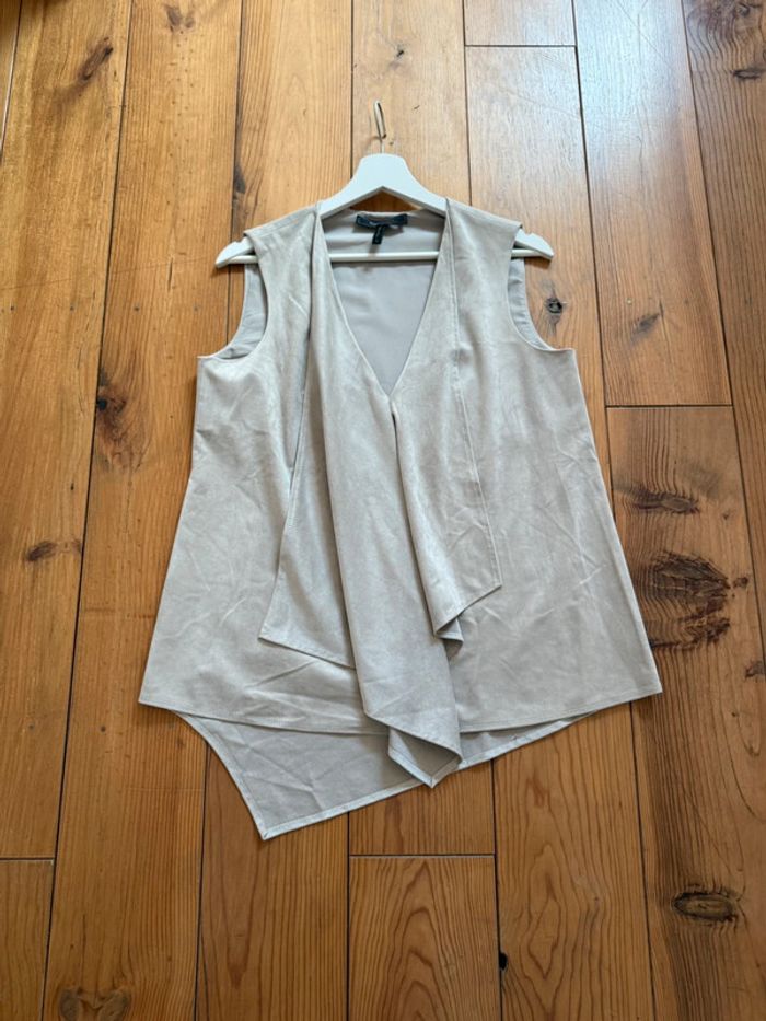 Superbe blouse neuve en tissu fluide effet daim BCBG Maxazria S 36 - photo numéro 9