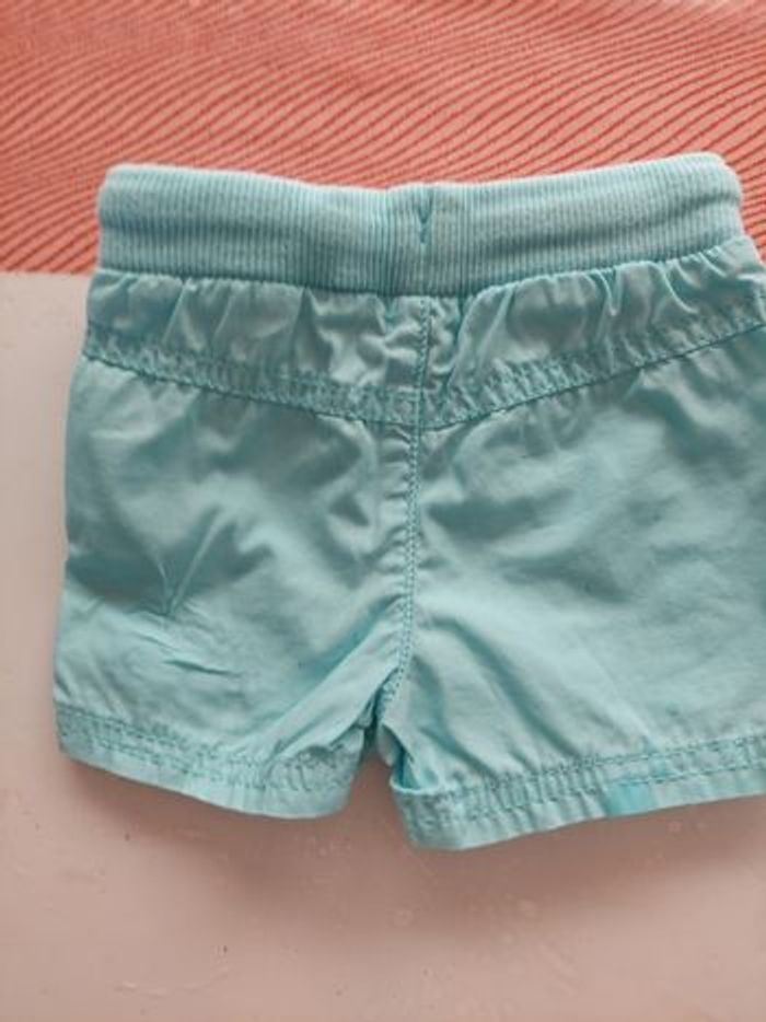 Short 3mois kiabi - photo numéro 2