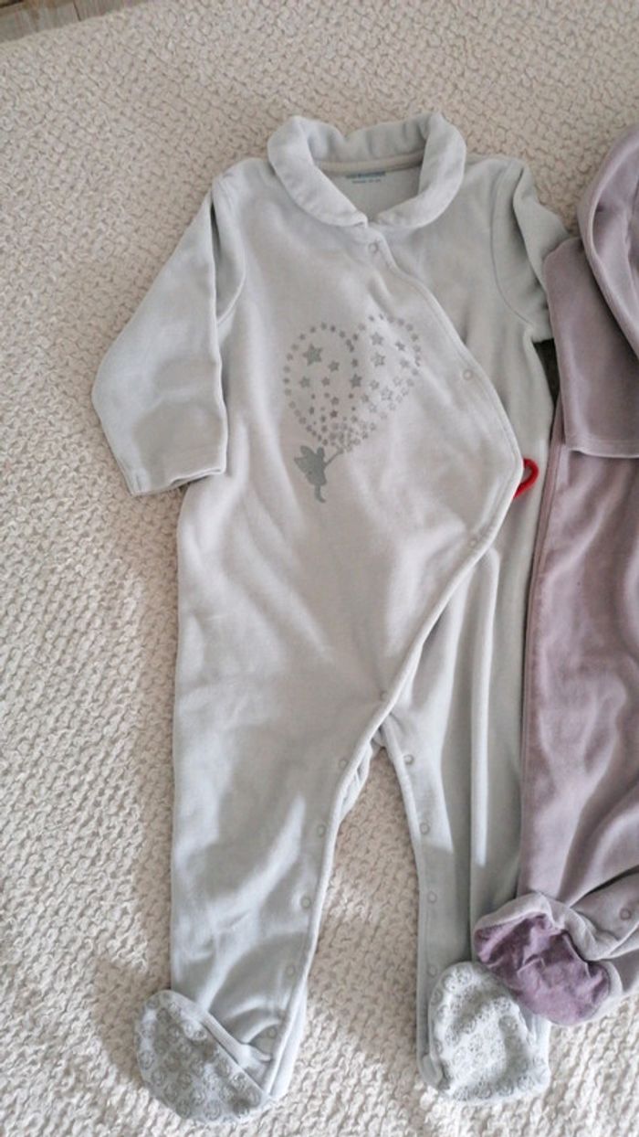 Lot de 2 pyjamas vertbaudet 18mois - photo numéro 2