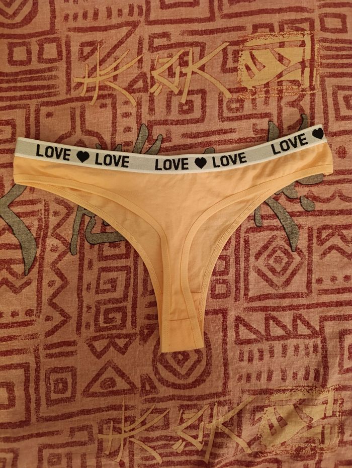 String rose corail Love - photo numéro 2
