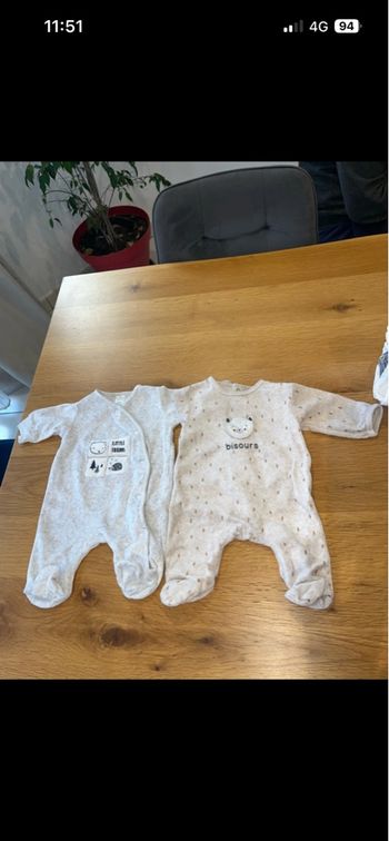 2 pyjamas mixte 1 mois