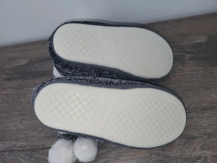 Chaussons T 36-37 - photo numéro 4