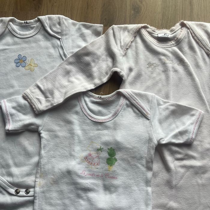 Lot de 3 bodies bébé 12 mois - photo numéro 2