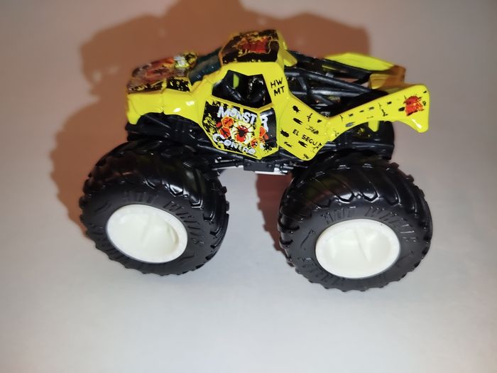 HHot Wheels Monster Truck Totaled - photo numéro 4