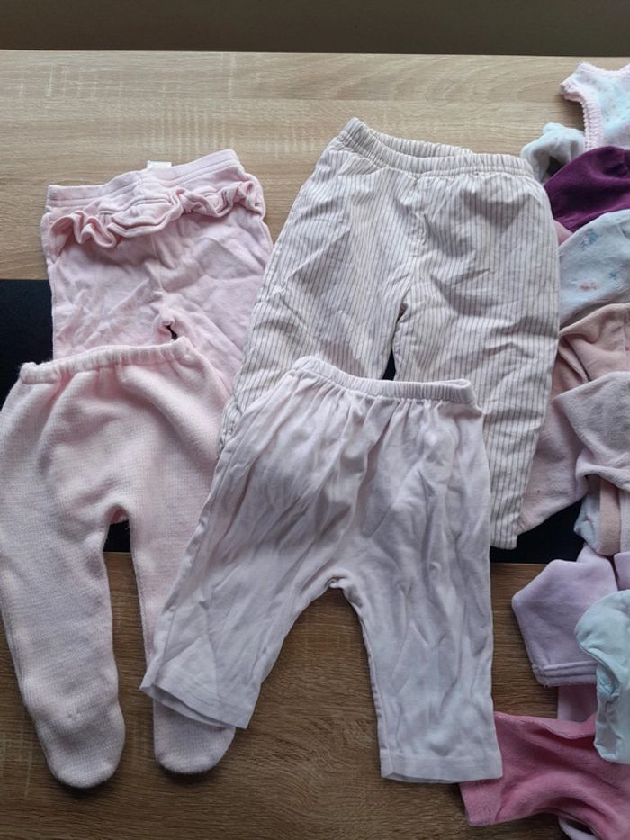 Gros lots 1 mois fille - photo numéro 5