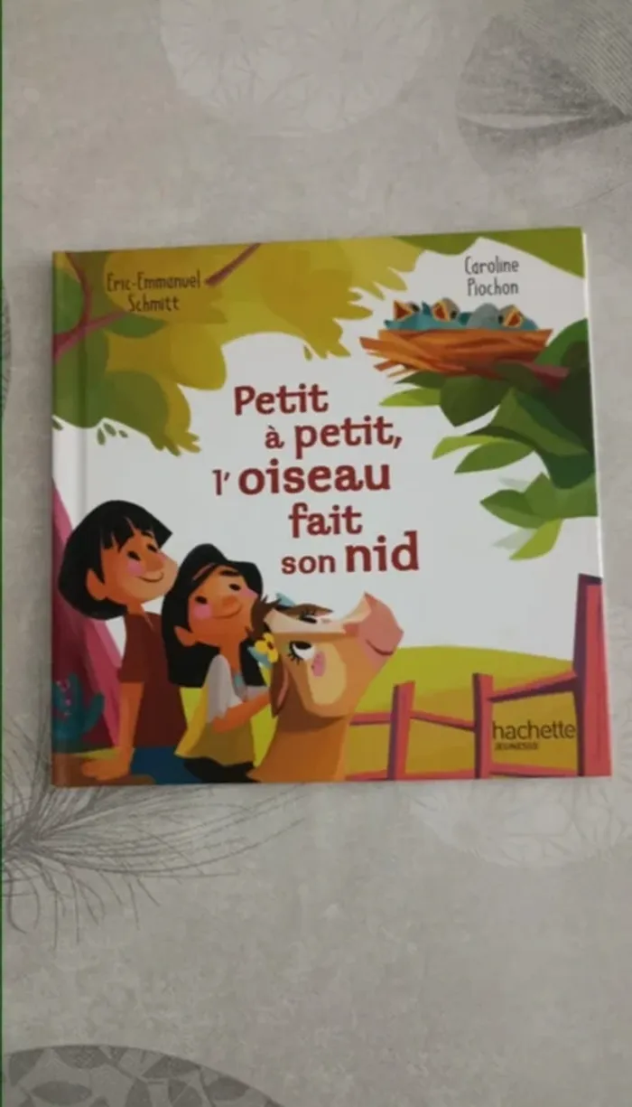 livre Mcdonald's Petit à petit l'oiseau fait son nid Collection Il était un dicton