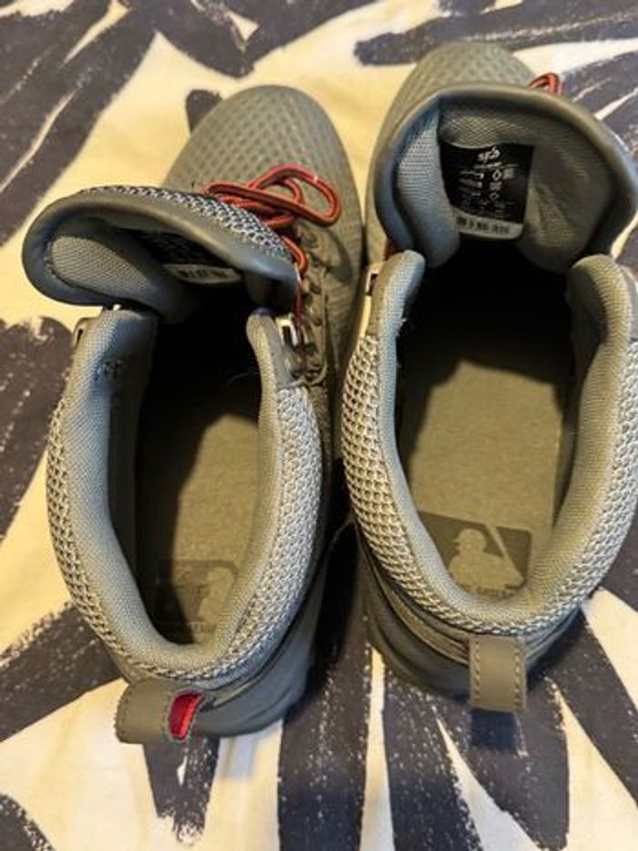 vends chaussures style Timberland - photo numéro 2