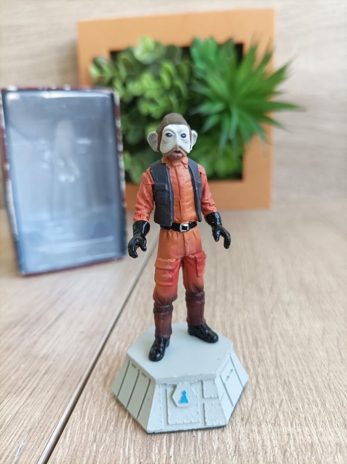 Figurine pièce d'échecs star wars sullustan Altaya - photo numéro 1