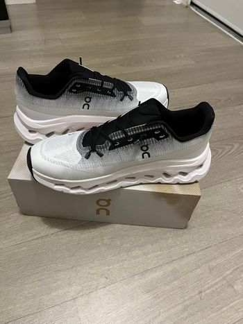 Chaussure On cloudtilt 