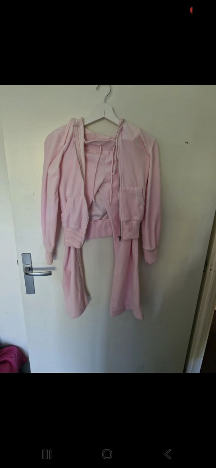 Ensemble de sport rose pâle - photo numéro 7